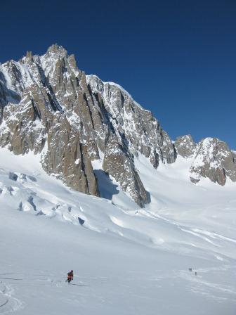 Skiing the Vallee Blanche