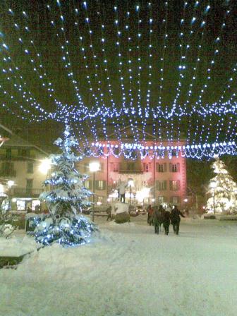A snowy evening in the centre of town